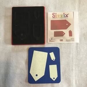 Sizzix Original Red Die - Tag Traditional Holiday Gift Tags Crafts Cardmaking